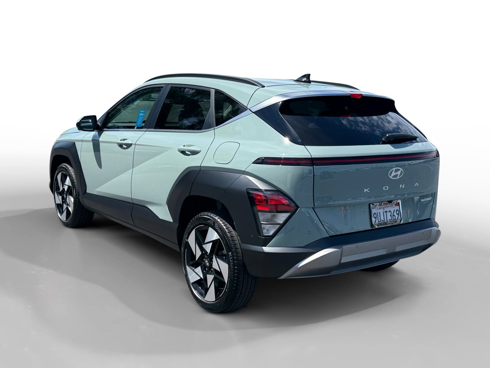 Certified Used 2026 Green Hyundai Limited image 3