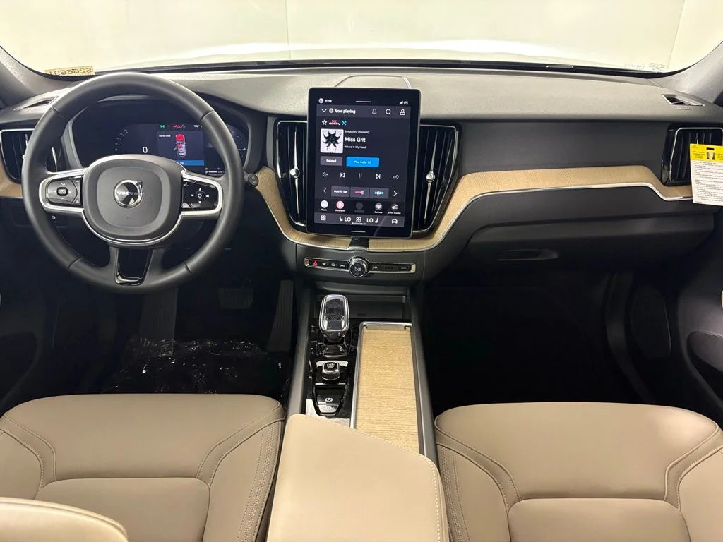 New 2026 Forest Lake Volvo Plus image 39