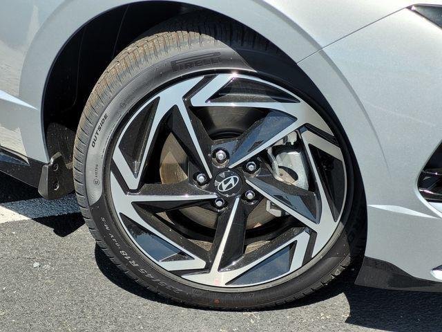 New 2026 Silver Hyundai SEL Sport image 34