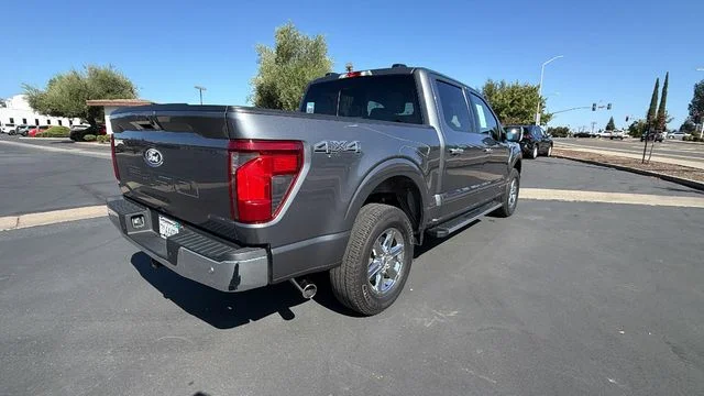 Used 2025 Gray Ford XLT image 4