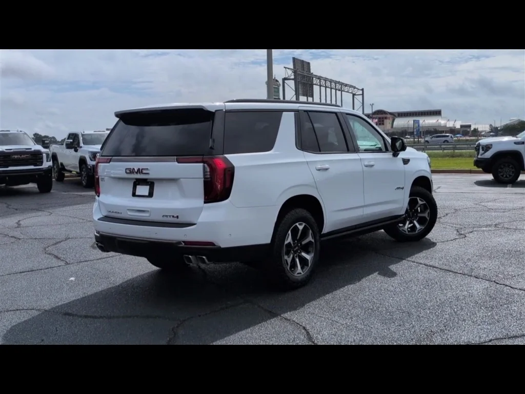 New 2026 Summit White GMC AT4 Ultimate image 32