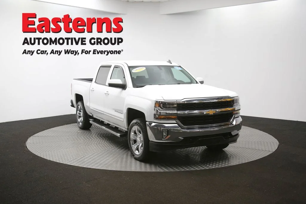 Used 2018 White Chevrolet LT image 50