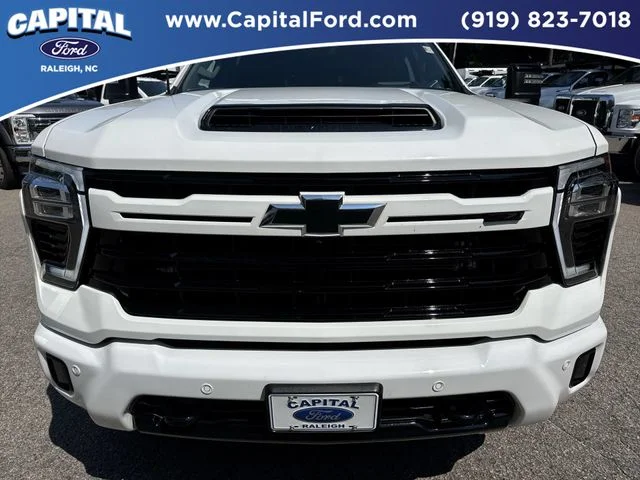 Used 2024 White Chevrolet LTZ image 10