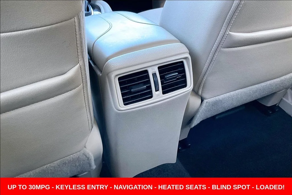 Used 2017 Orange Nissan SL image 10