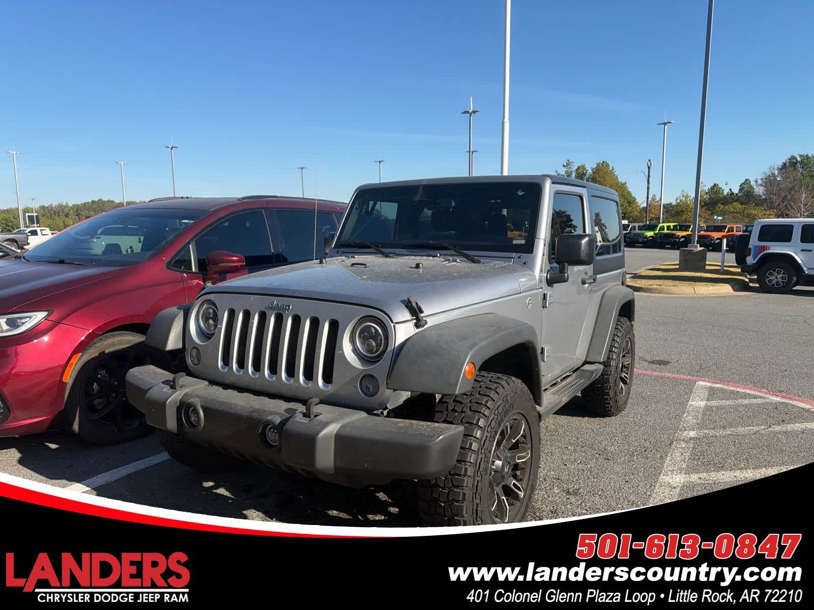 Used 2017 Billet Silver Metallic Clearcoat Jeep Sport image 1