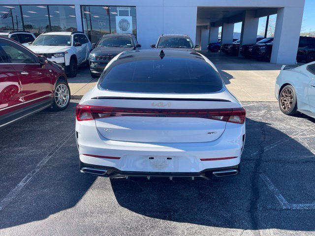 Used 2023 White Kia GT-Line image 7
