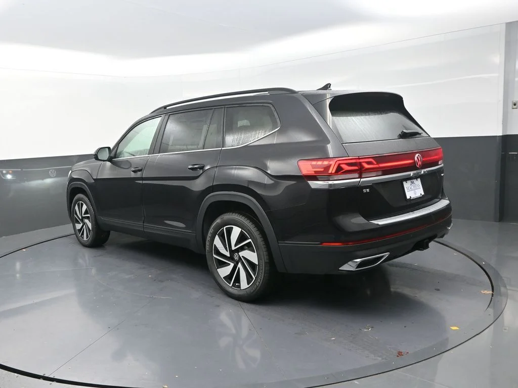 2026 Volkswagen Atlas SE w/Tech - Photo 8