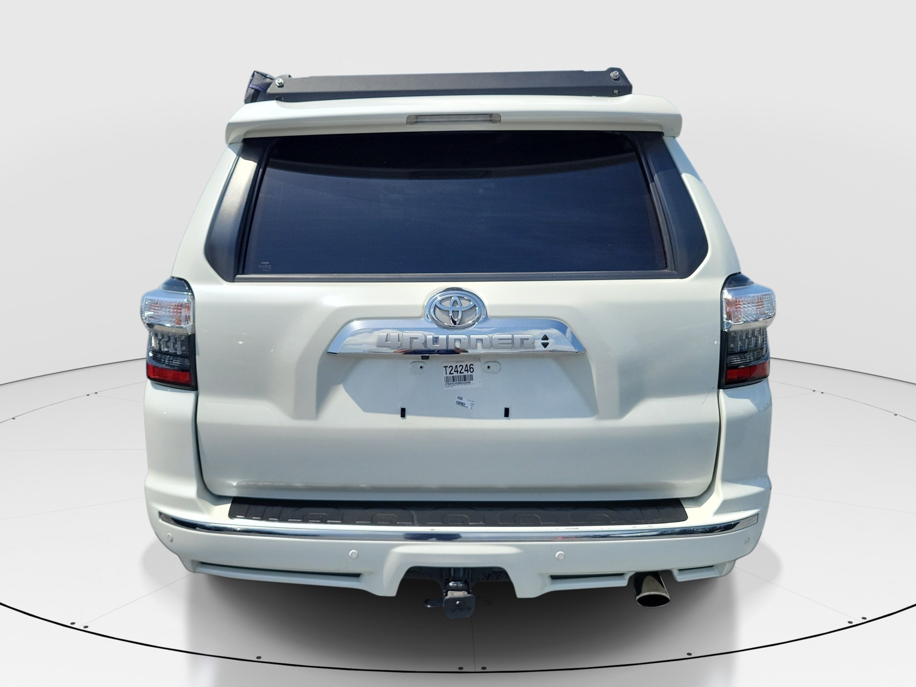 Used 2021 Blizzard Pearl Toyota Limited image 5