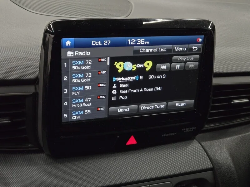 Used 2020 Ultra Black Hyundai 2.0 Premium image 16