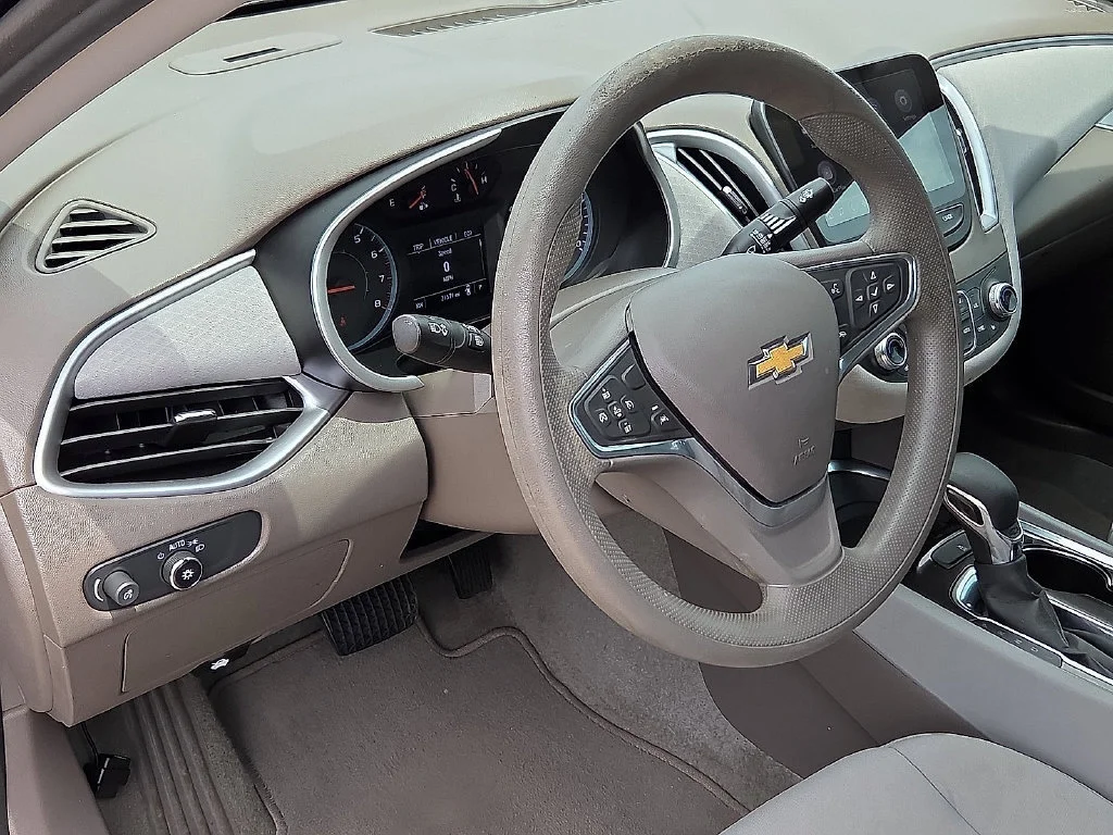 Used 2023 DARK ASH METALLIC Chevrolet LT image 22