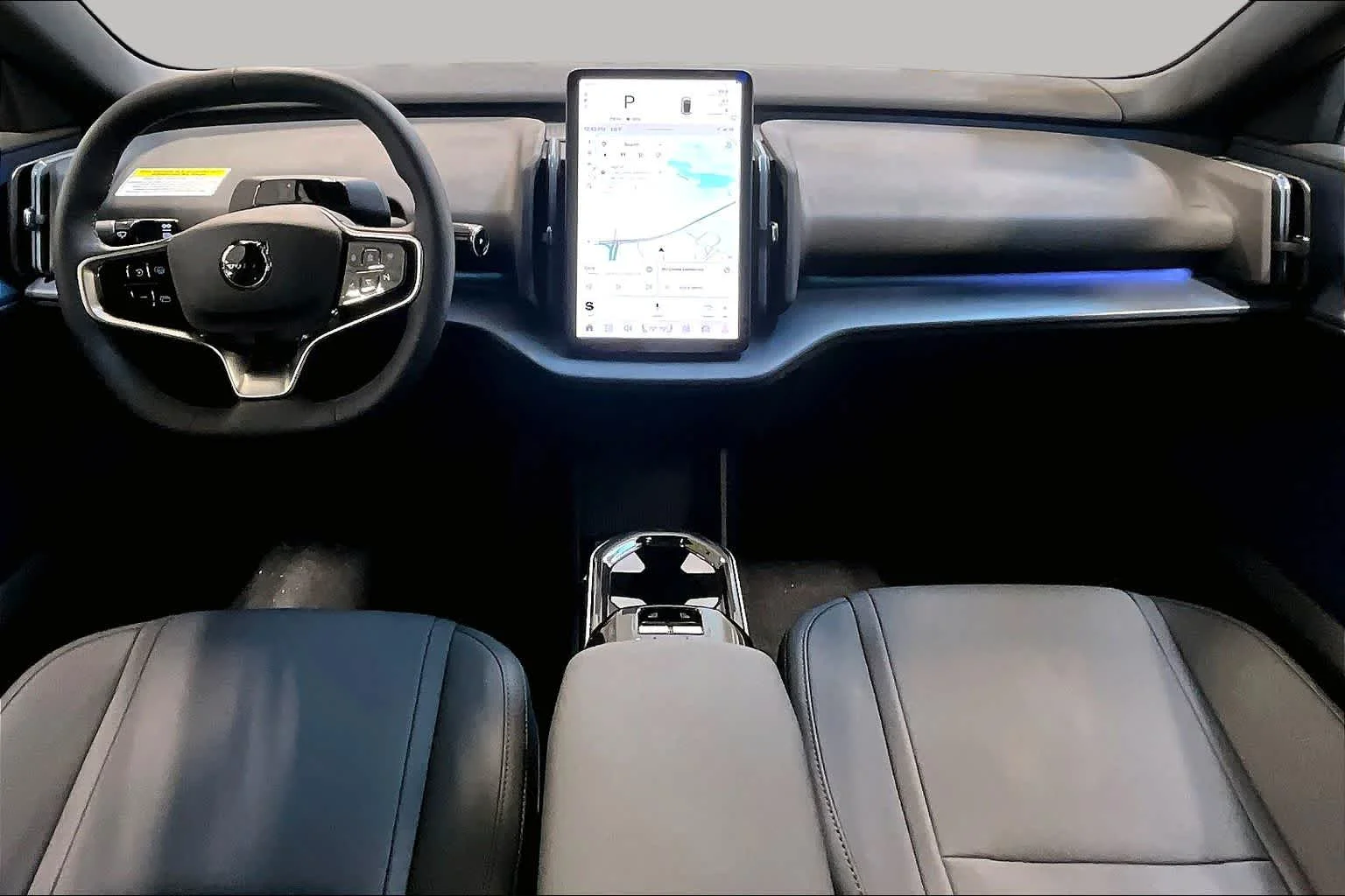 New 2026 Crystal White Volvo Plus image 7