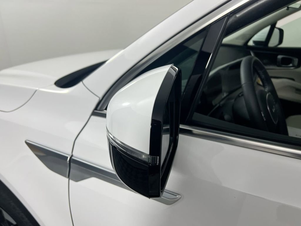 New 2026 Glacial White Pearl Kia S image 10