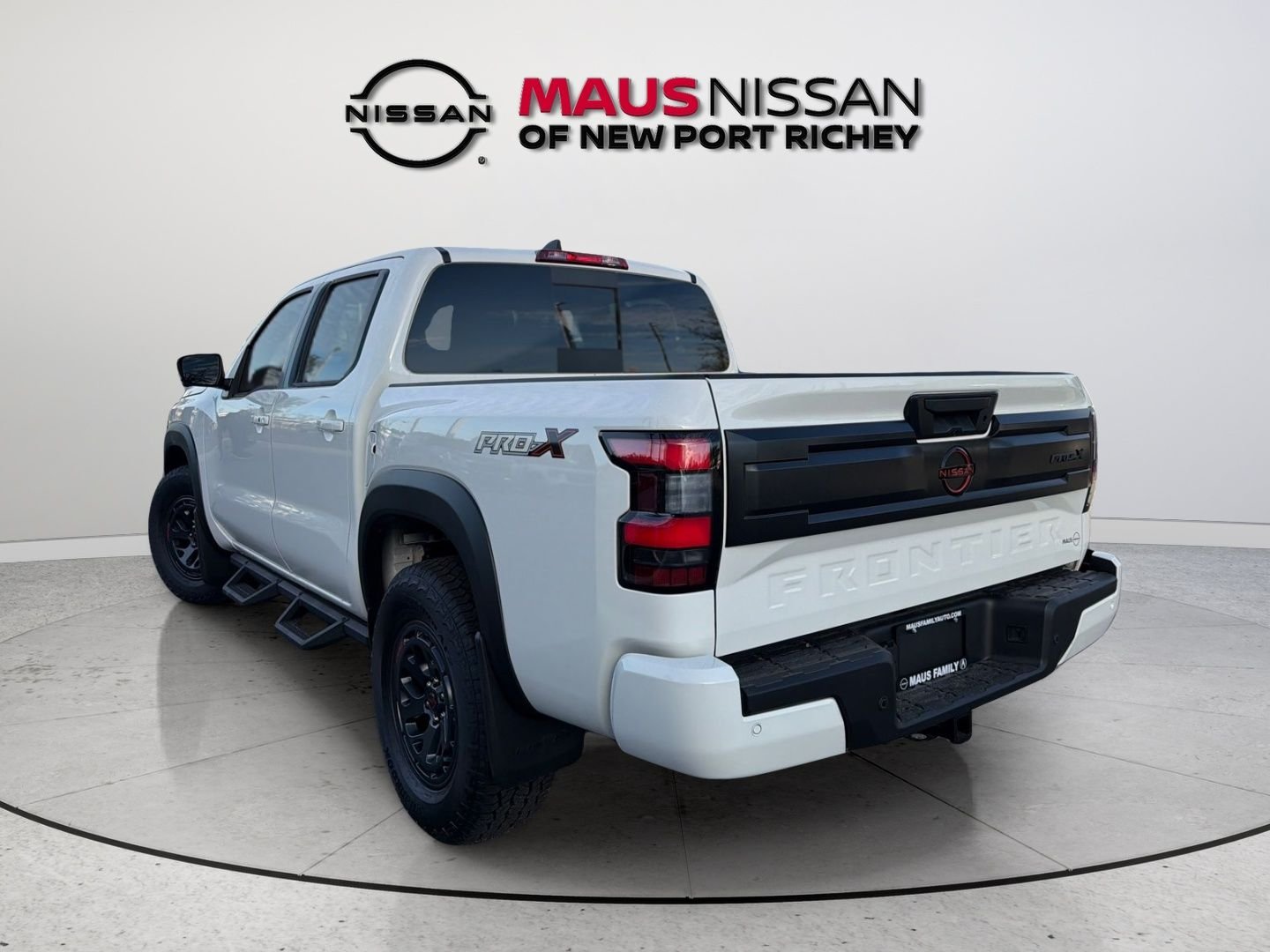 New 2026 White Nissan PRO-X image 6