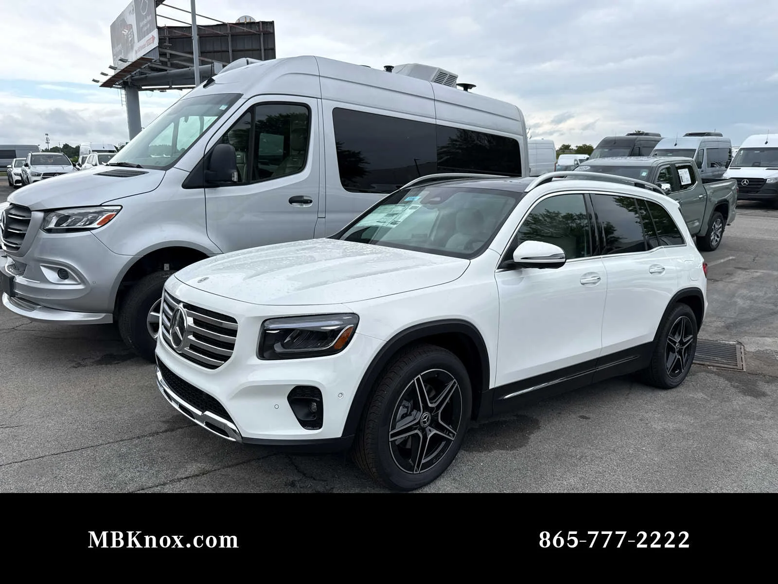 2026 Mercedes-Benz GLB GLB 250 4MATIC's photo