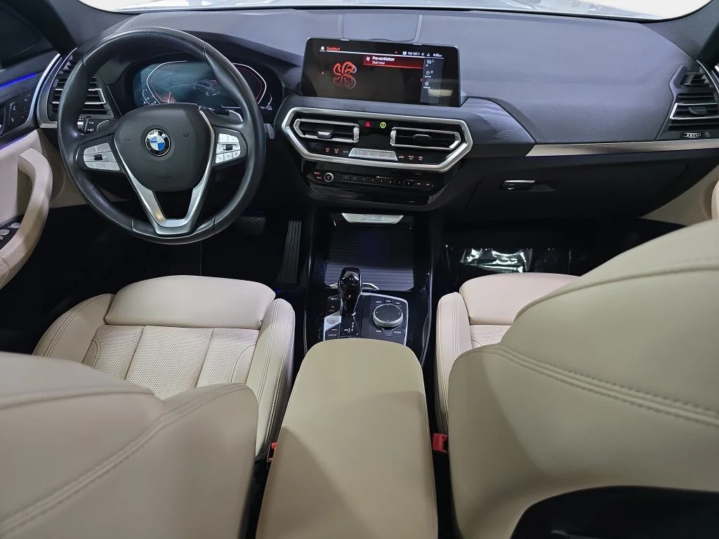 Used 2024 Alpine White BMW sDrive30i image 12