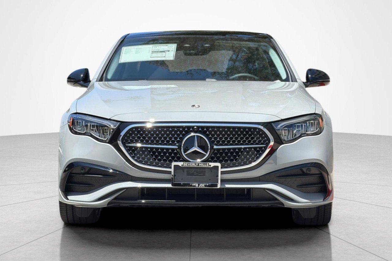 New 2026 MANUFAKTUR Alpine Grey Mercedes-Benz E 350 RWD Sedan image 8