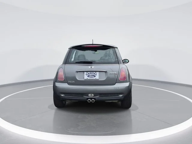 Used 2004  MINI  image 7