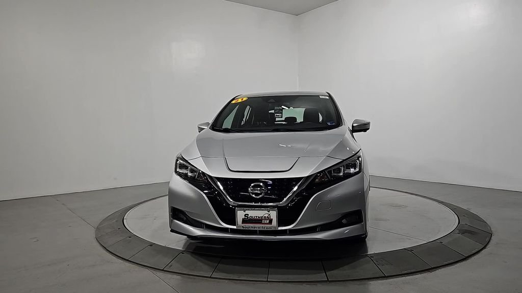 Used 2021 Brilliant Silver Metallic Nissan SL Plus image 9