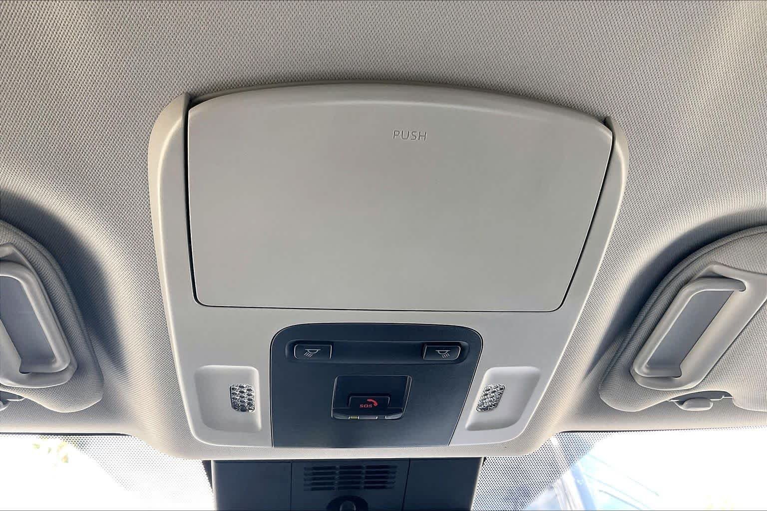 Used 2025 Ocean Gem Toyota LE image 31