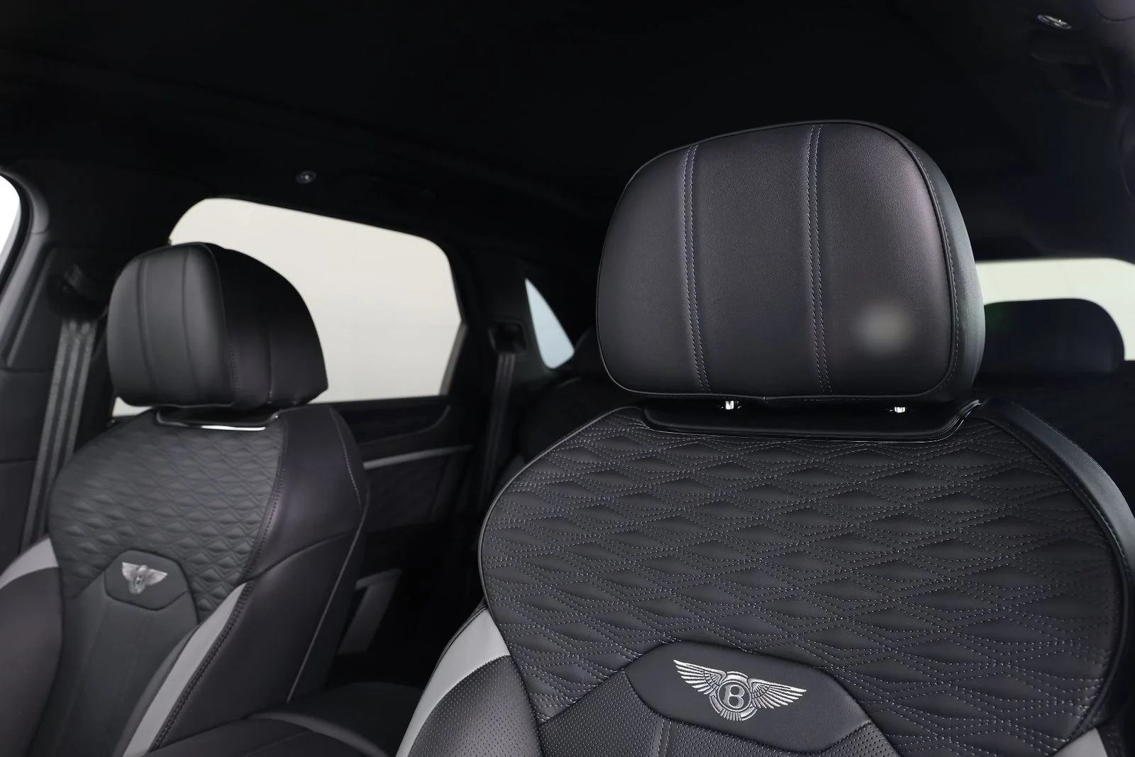 2026 Bentley Bentayga Speed - Photo 25