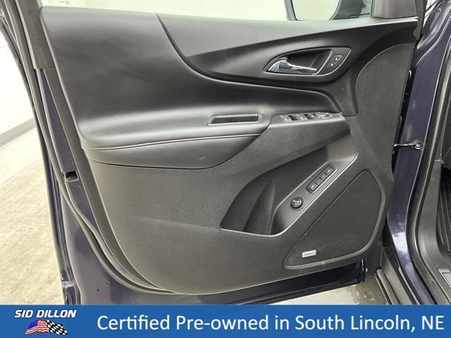 Used 2018 Storm Blue Metallic Chevrolet Premier image 15