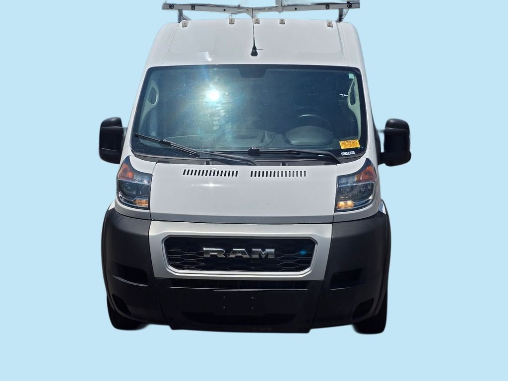 Used 2021 White Ram Base image 2