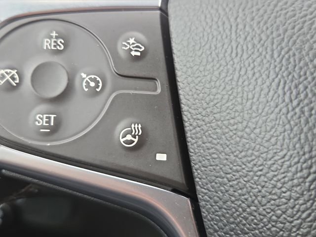 Used 2023 Sterling Gray Metallic Chevrolet Premier image 17