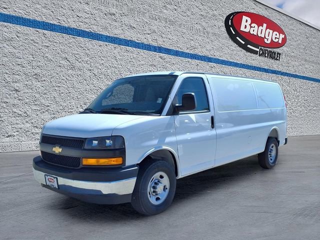 2026 Chevrolet Express 2500 Extended Work Van HD's photo