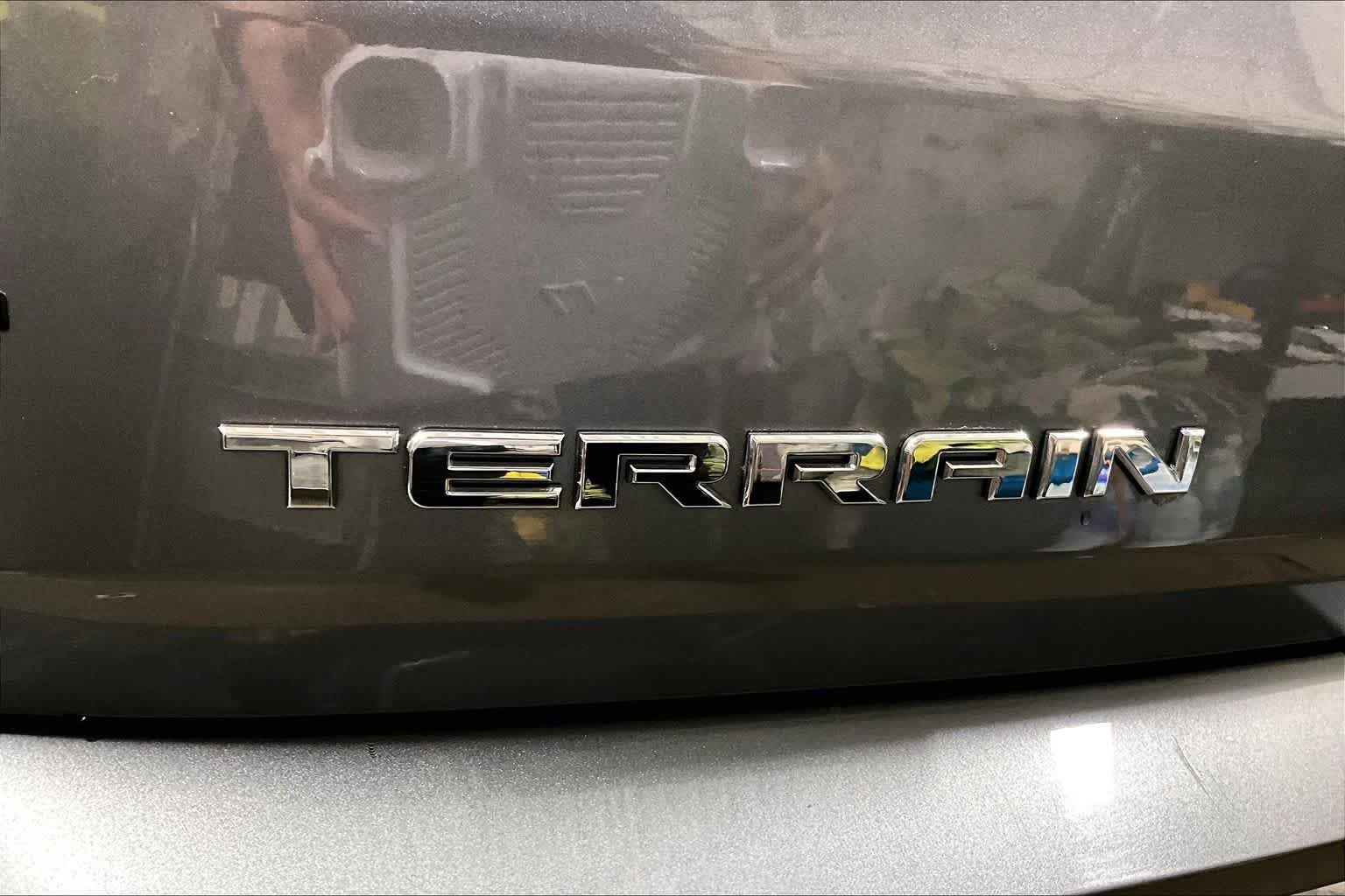 Used 2020 Satin Steel Metallic GMC Denali image 10