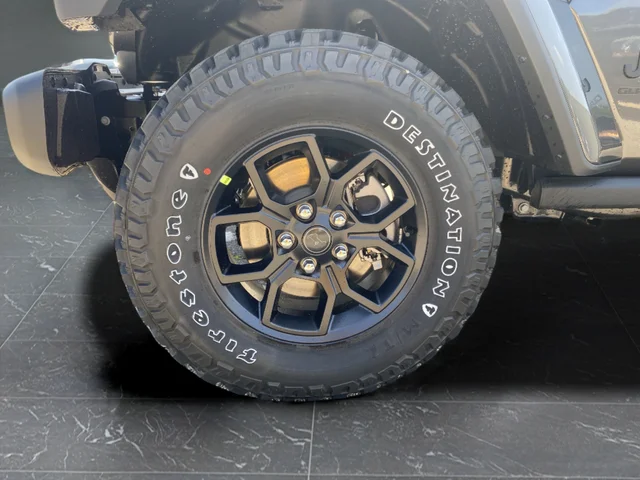 New 2025 Granite Crystal Metallic Clear-Coat Exterior Paint Jeep Willys image 39