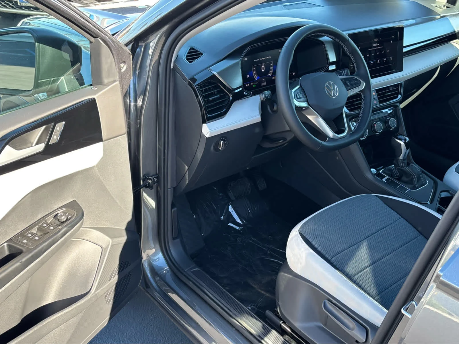 New 2026 PLATINUM GRAY Volkswagen S image 7
