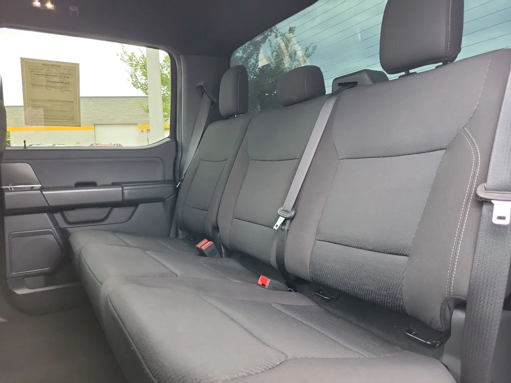Used 2024 Black Ford XLT image 9