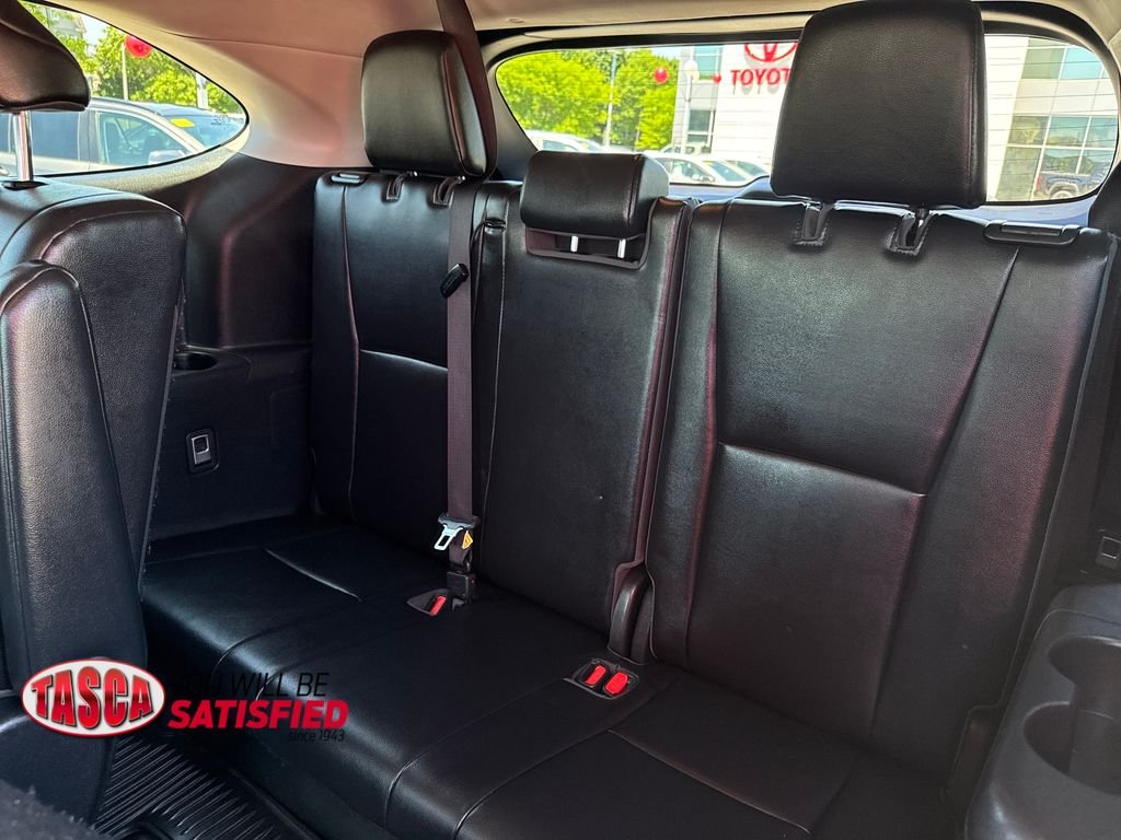 Used 2022 Gray Toyota XLE image 41