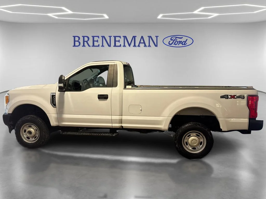 Certified Used 2017 Oxford White Ford XL image 9