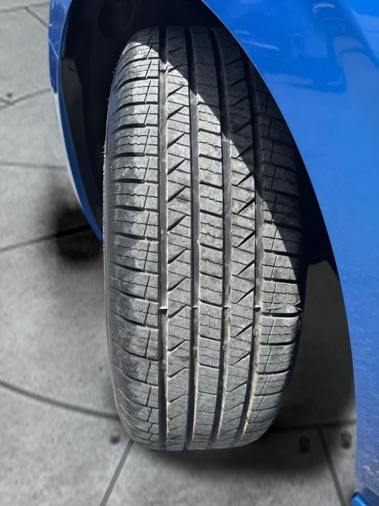 Used 2025 Blue Nissan SV image 32