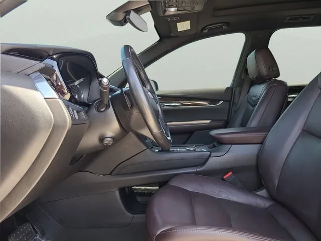 Used 2020 STELLAR BLACK METALLIC Cadillac FWD Premium Luxury image 23