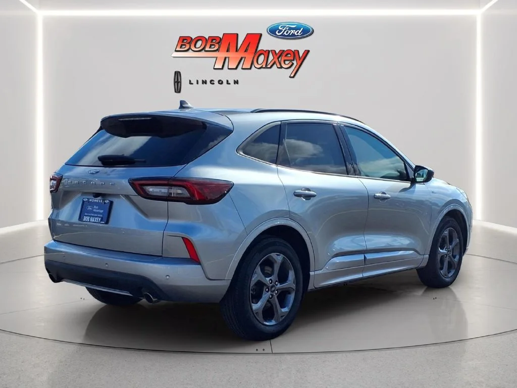 Used 2024 Silver Ford ST-Line image 4
