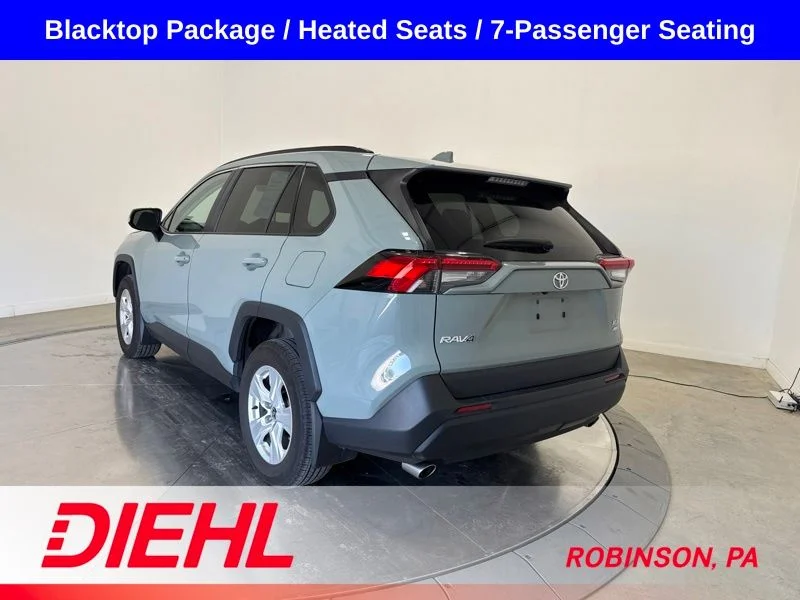 Used 2021  Toyota XLE image 5