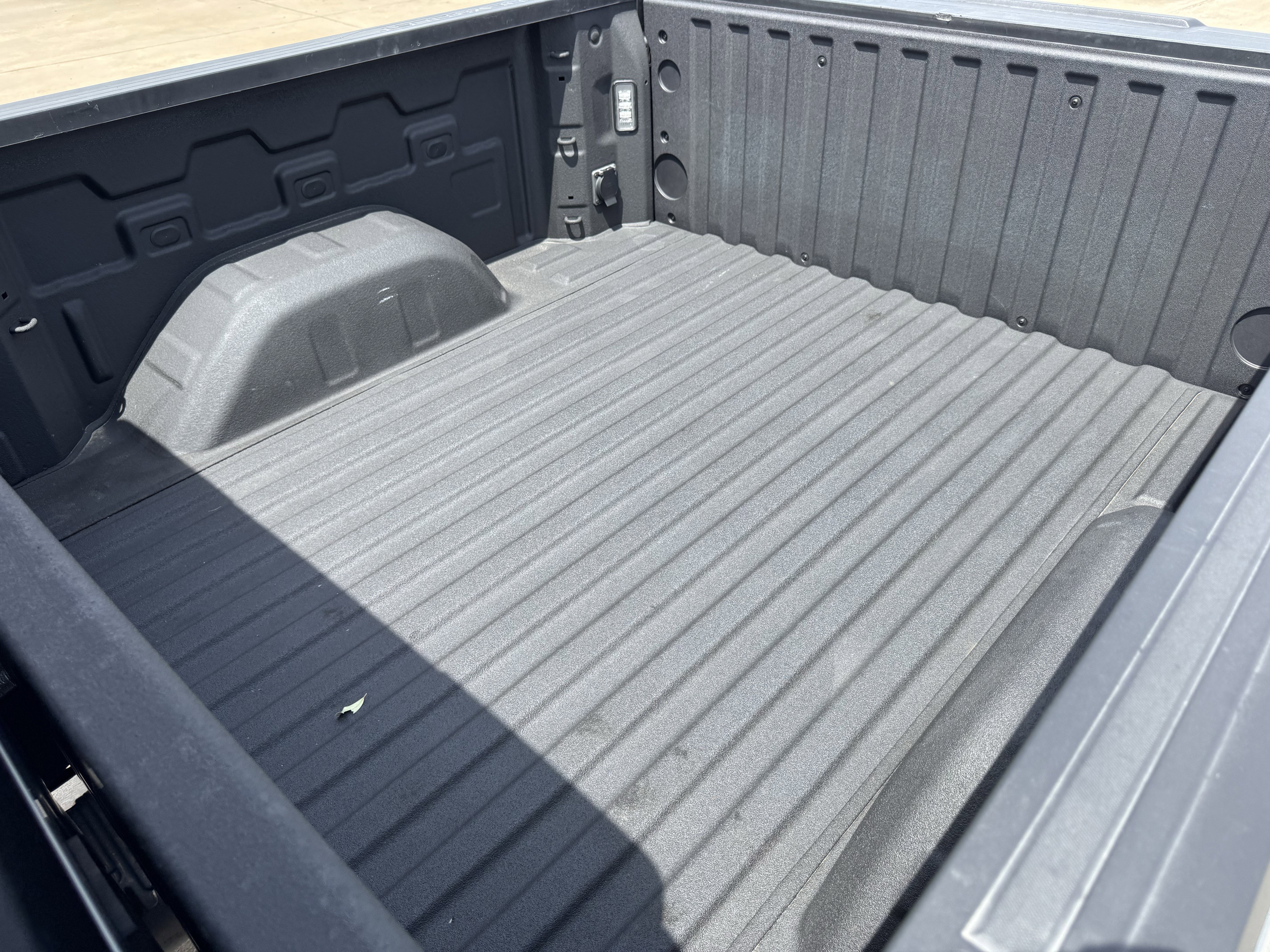 Used 2024 Sterling Gray Metallic Chevrolet High Country image 30
