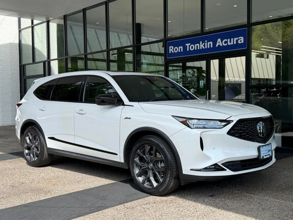 Used 2022 Platinum White Pearl Acura SH-AWD A-SPEC image 2