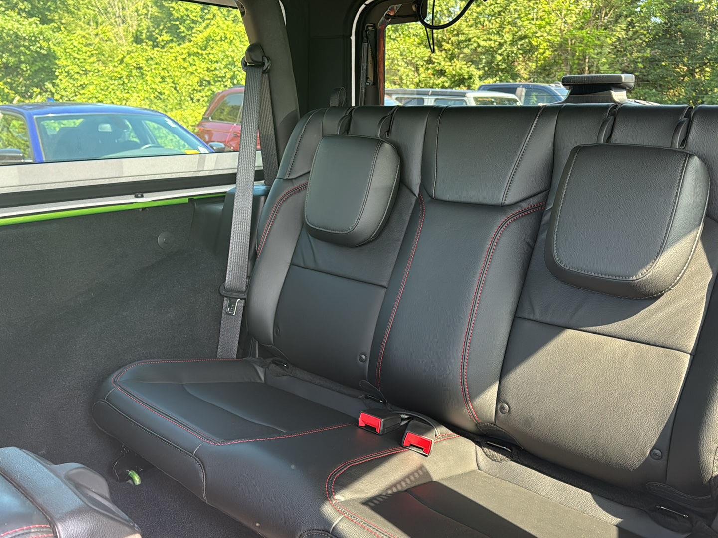 Used 2018 Mojito! Clearcoat Jeep Rubicon image 8