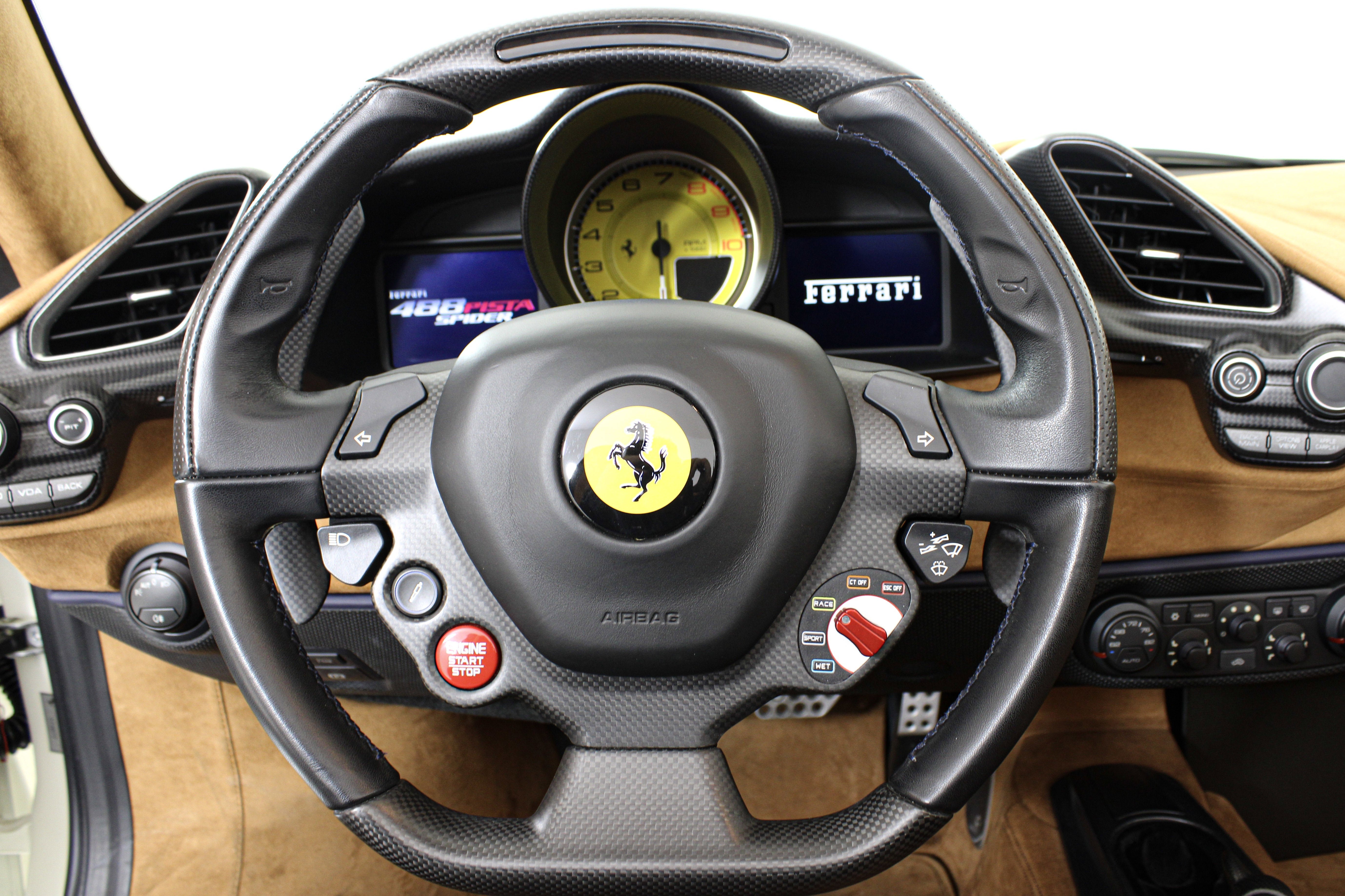Certified Used 2020 White Ferrari  image 33