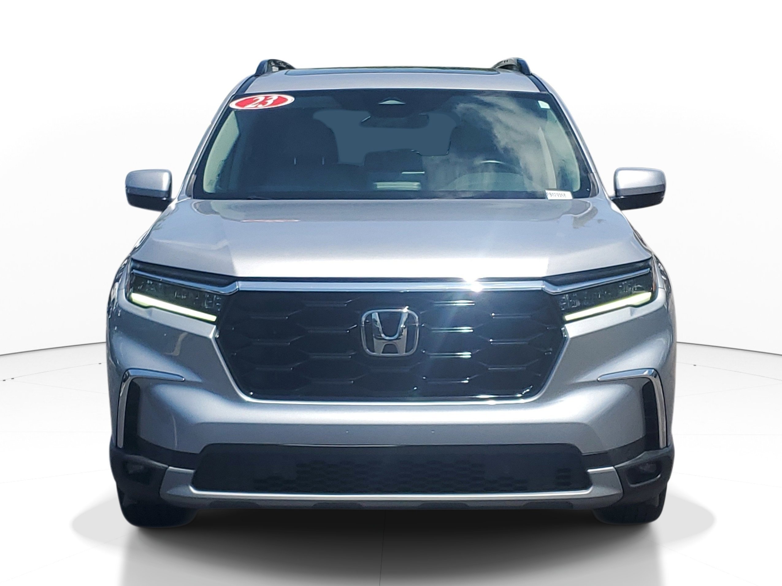 Used 2023 Lunar Silver Metallic Honda Touring image 1