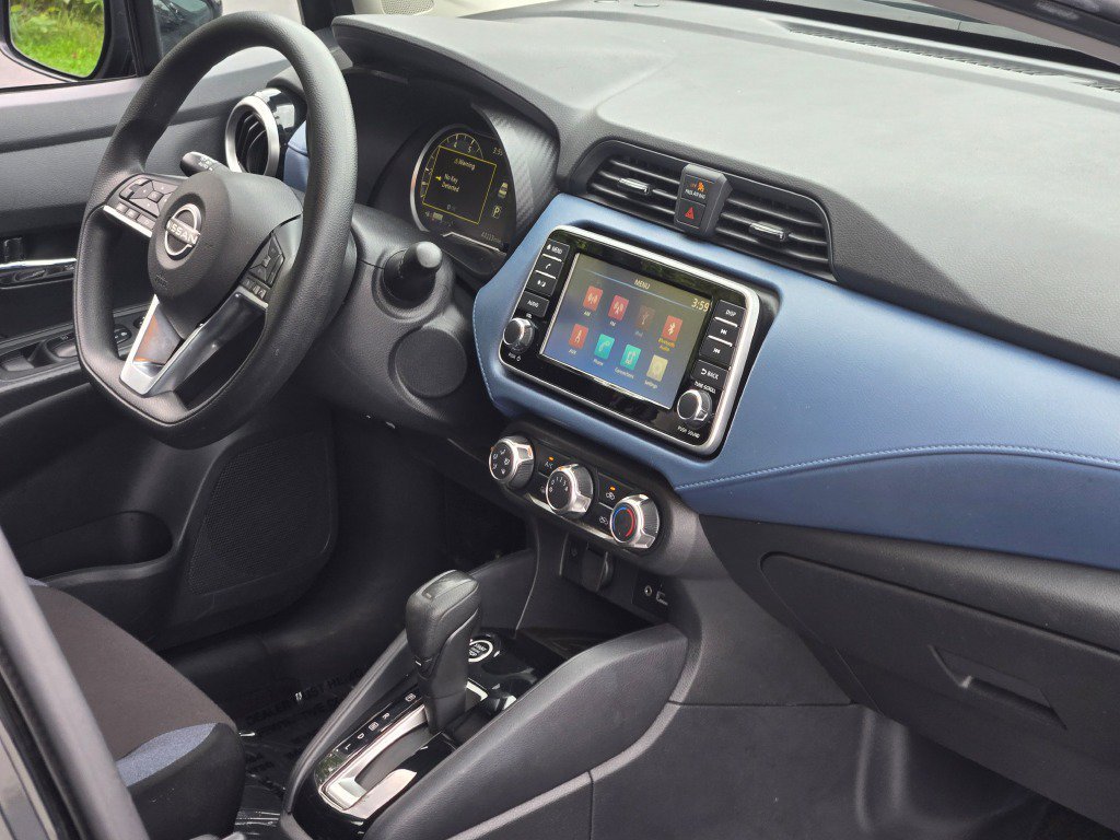 2025 Nissan Versa Sedan SV - Photo 7