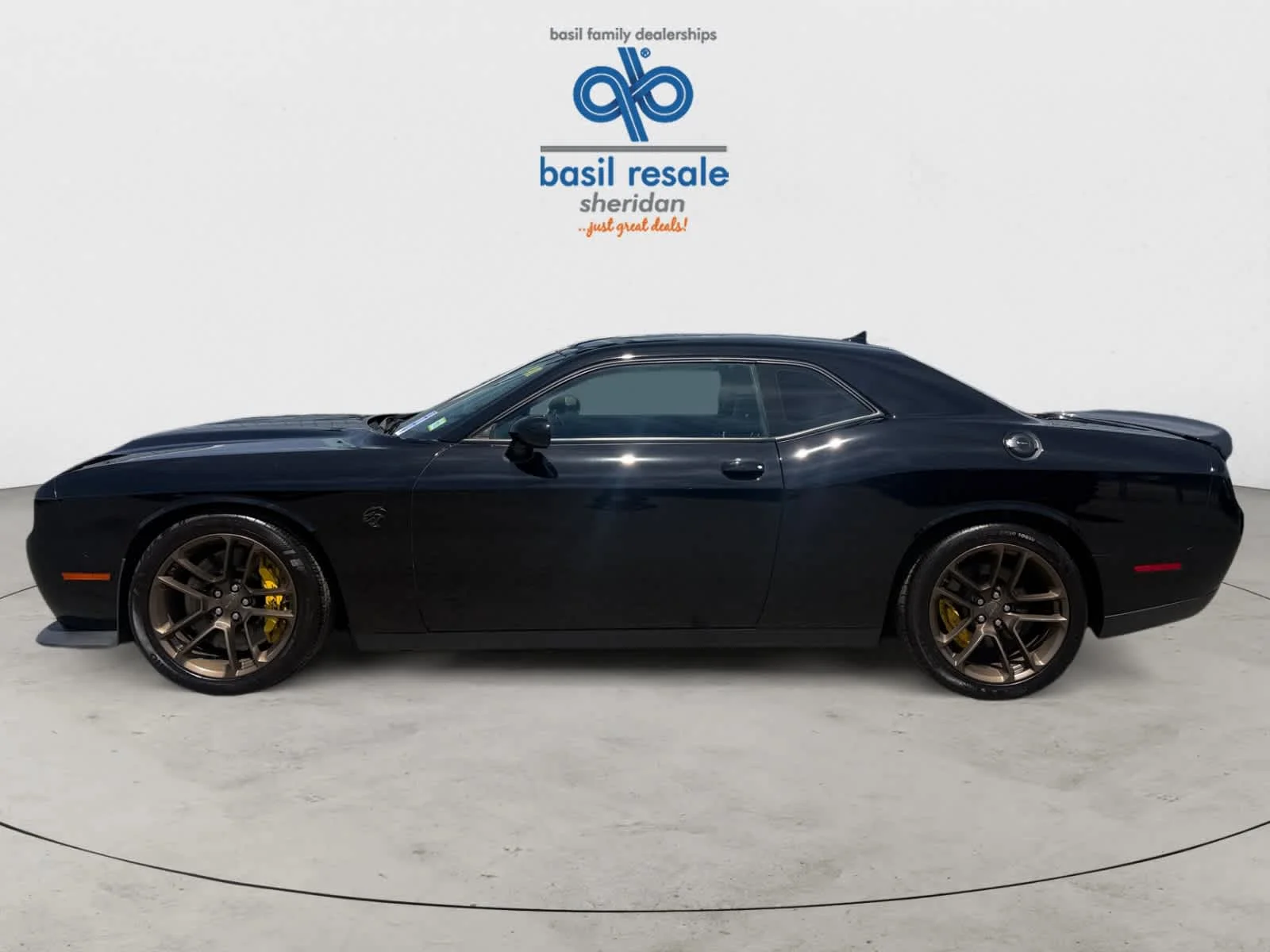 Used 2023 Pitch Black Clearcoat Dodge SRT Hellcat Jailbreak image 4
