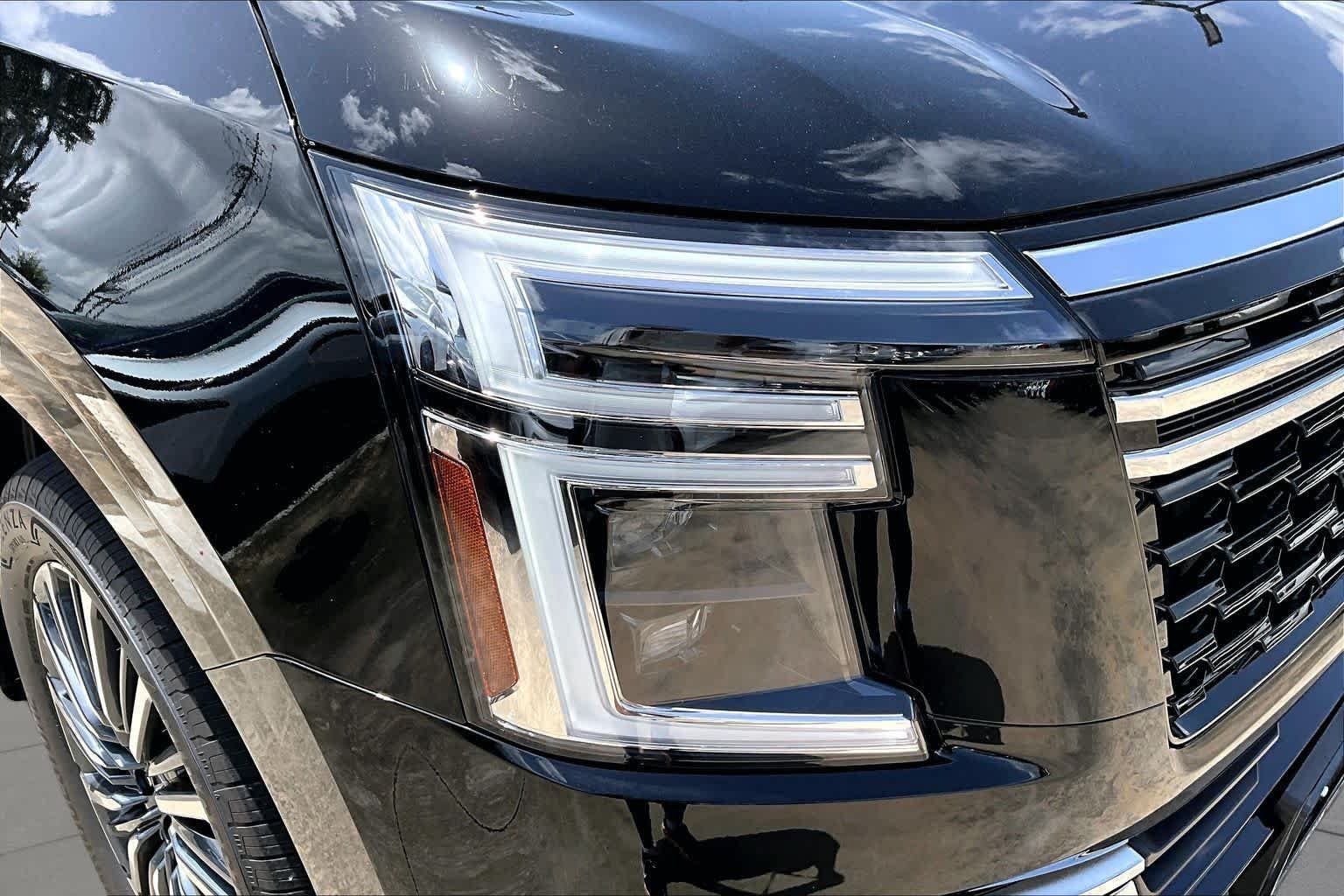 New 2026 Super Black Nissan Platinum Reserve image 21