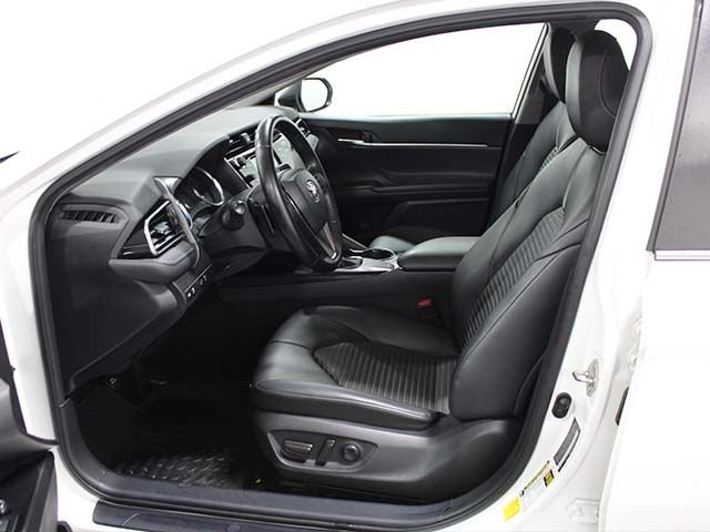 Used 2020 Super White Toyota SE image 10