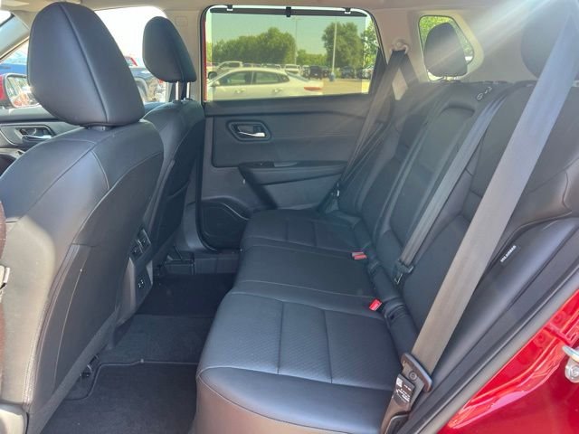 Used 2024 Red Nissan SV image 18