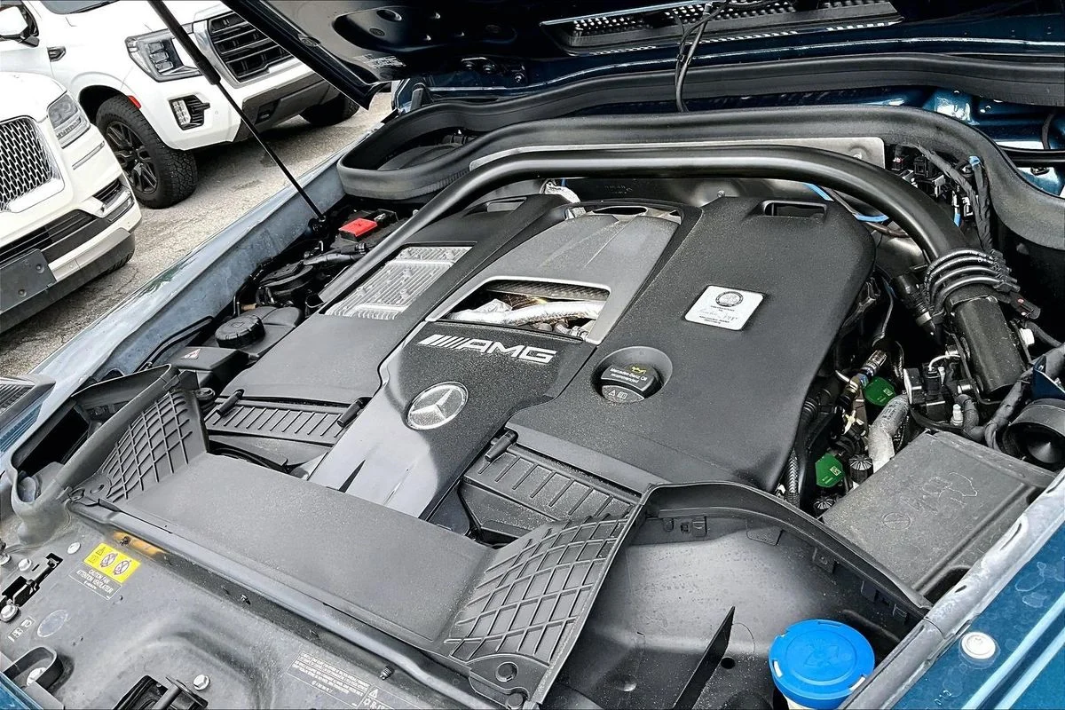 Used 2023 Teal Mercedes-Benz 4MATIC® image 33