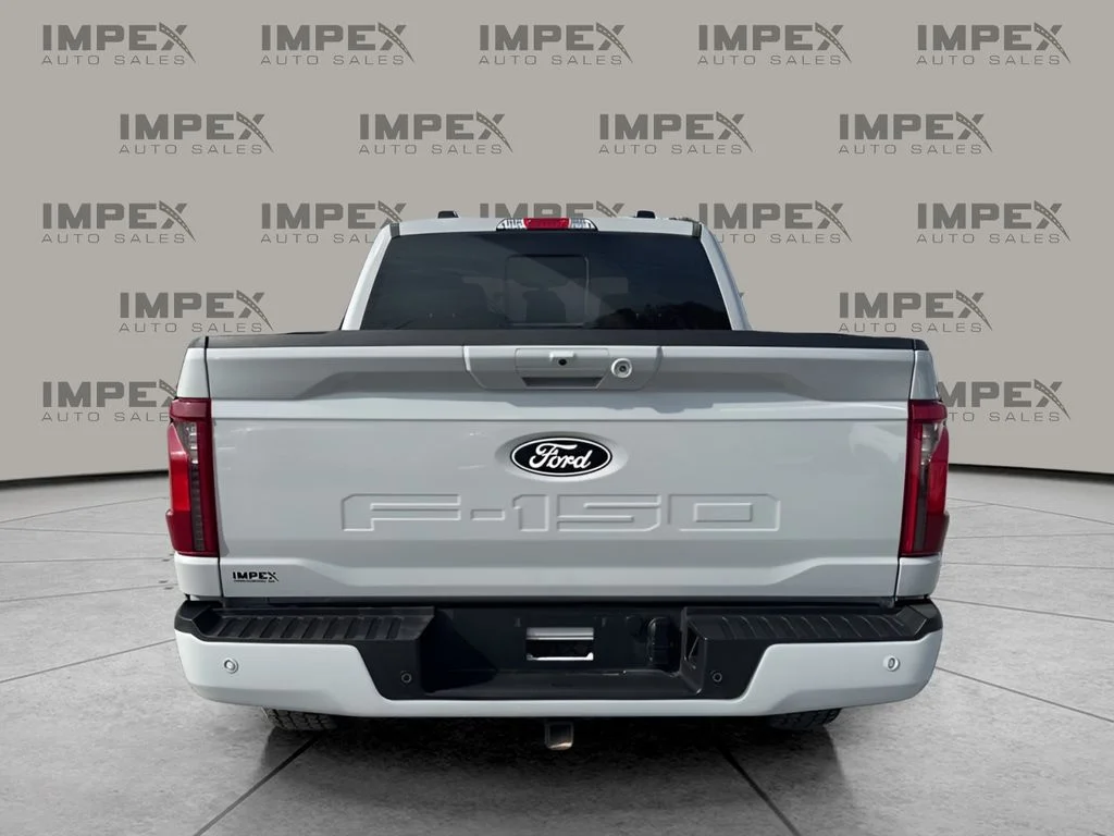 Used 2024 Gray Ford XLT image 4